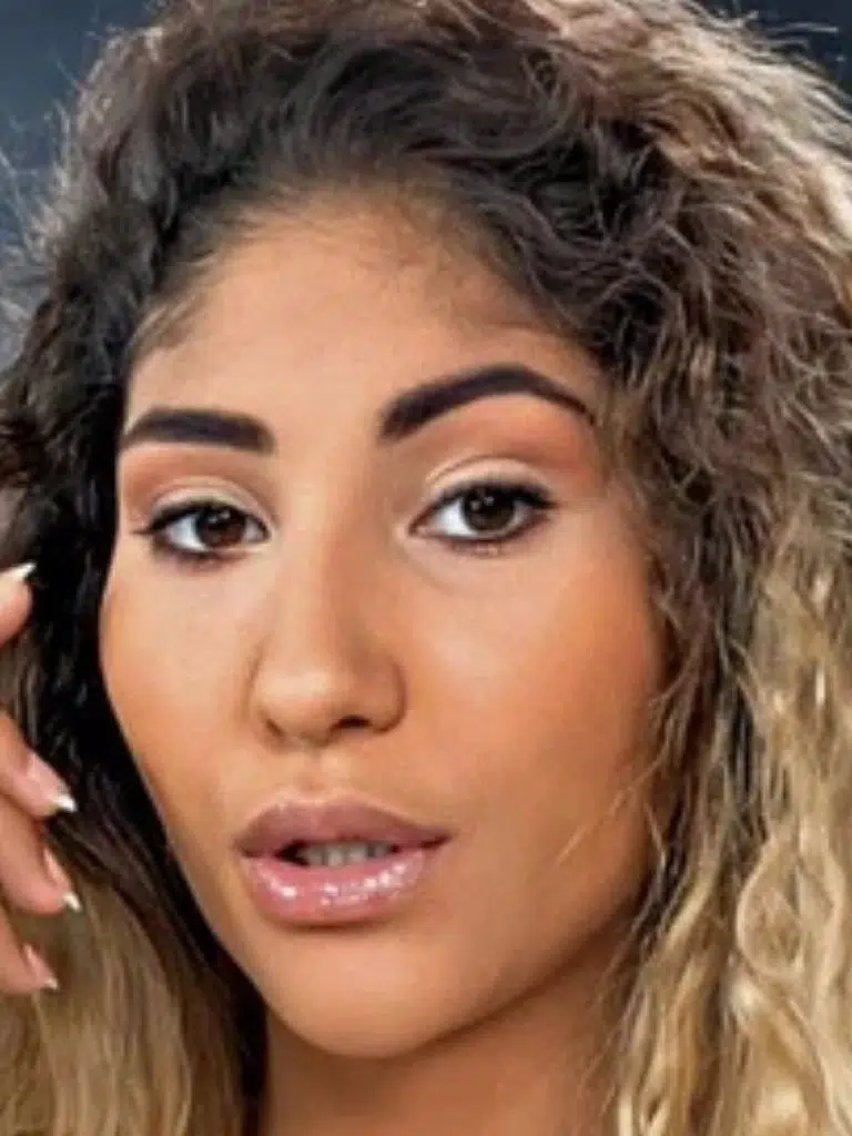 Venus Afrodita Biography: Wiki, Age, Career, Height, Weight, Boyfriend, Net Worth & More